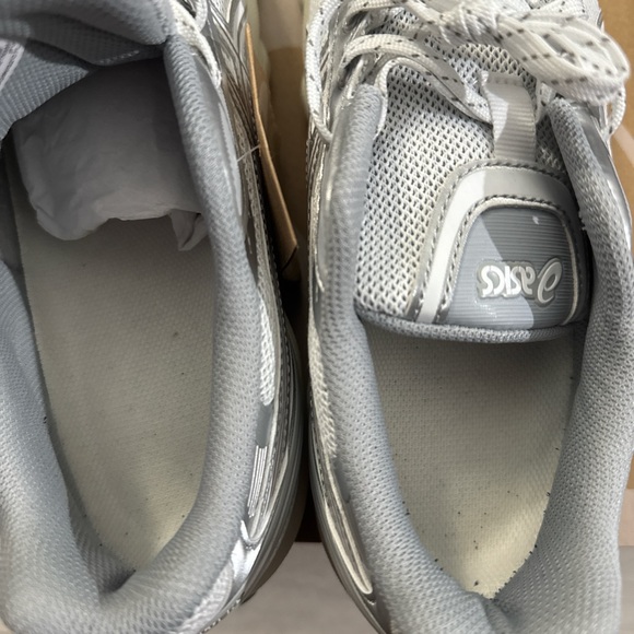 Asics White Gel-Kinetic Fluent - Picture 5 of 8